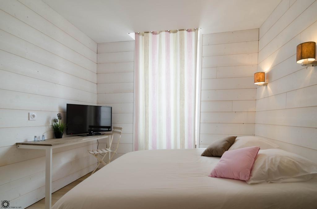 Hotel De La Gare Bayonne Pokoj fotografie